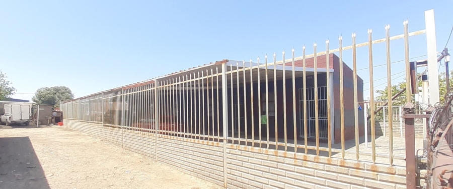 5 Bedroom Property for Sale in Botshabelo Free State